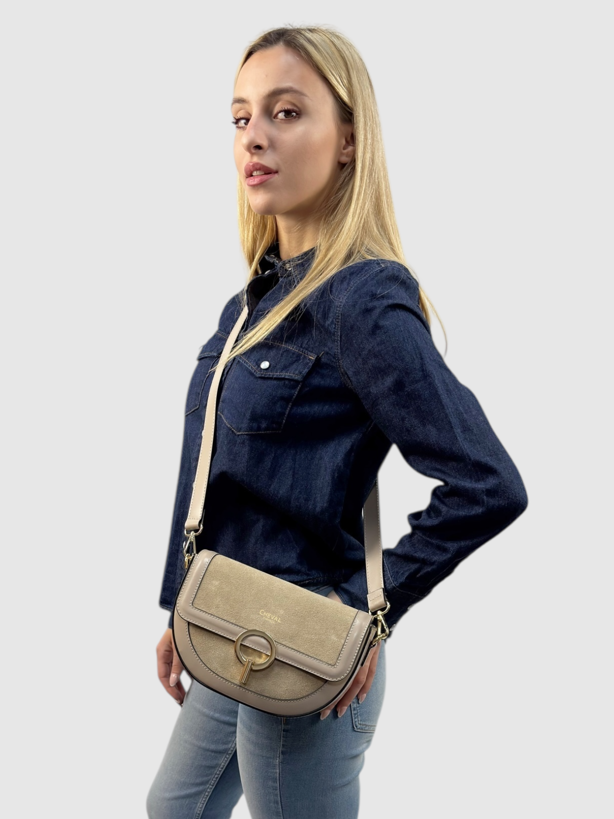 Ambra F/W